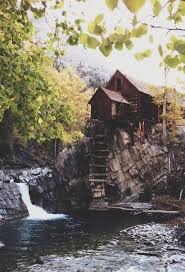 Located in the heart of the rocky mountains in western colorado, aspen creates booming hub at the southern. Cabin In The Woods The Green Life 3 Tree House Cabin Cabins In The Woods