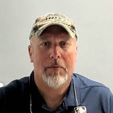 Chris Slabaugh's Instagram, Twitter & Facebook