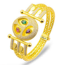 Renkli Tasli Kaburga Altin Kelepce Bilezik Bilezikci Gold Turkiye Nin Lider Kuyumcusu Jewelry Accessories High Jewelry Jewelry