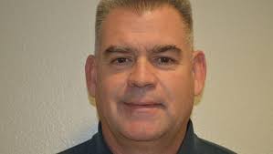 Kelly Epley's Instagram, Twitter & Facebook