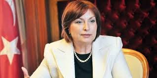 Chp i̇zmir milletvekili güldal mumcu'nun danışmanı mehmet açıkten ile nusret kaya ve zeynep fırat şahitlik yaptı. Sukran Guldal Mumcu Biyografya