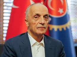 HDP, TRT 6 sunucusu adayı tepkiler üzerine geri çekti