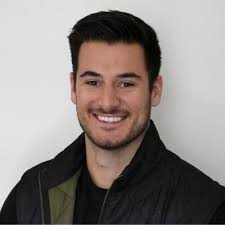 A few months ago I was leaving work and as I walked out Allan Stormon  shouted, “hey great job today, mate” and started clapping, which quickly  caught