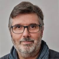 50+ perfiles de «Fidel Martin»