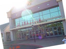 Two more screens were added in 1994. Gaylord Michigan Movie Theatre Hd Video 1080p Kw Hdzv Online