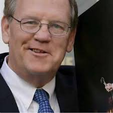 Elvis Remembered: Interviews With the People Who Knew Him Best : Powers,  Shelly: Amazon.sg: Books