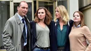 März 2016 im ersten ausgestrahlt. Schauspieler Drei Frauen Fur Dresden Das Ist Das Neue Tatort Team In Sachsen Augsburger Allgemeine