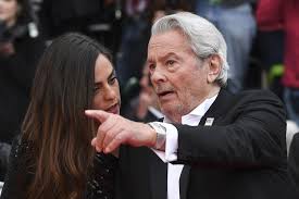 Anouchka delon was born on november 25, 1990 in paris, france. Anouchka Delon Son Hommage A Son Pere Alain Delon Pour Ses 85 Ans