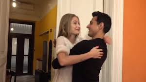 دياثة الزوجة- تنيك بزوجها بزبر اصطناعي