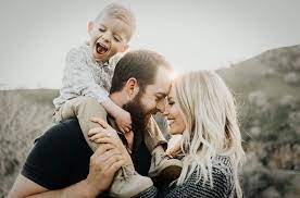 Pin By Jenny Hirschmann On M O T H E R H O O D Family Picture Poses Family Photography Fall Family Pictures