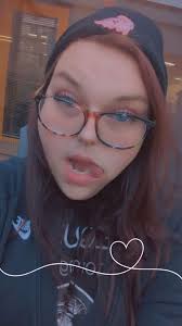 Can someone point me in a good direction? I'm looking for a new ob/gyn that  actually listens to their patients. I have bipolar disorder and Poland  Syndrome, and I'm trying to find