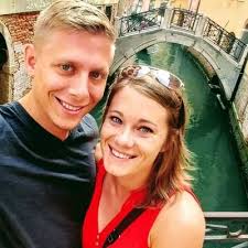 Kerri Dayment (@kday5th)