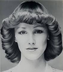 70s womens hairstyles elegant hairstyle years 60s 70s • girls women … Bh95 1 1970s Hairstyles 70s Hair Vintage Hairstyles