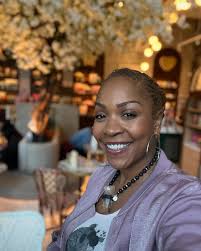 When you only have a small window of time to connect with your girlfriends…  you take it! Talk about “My cup runneth over”!!!! It was amazing each of  you and to connect.