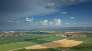 Kat mülkiyeti tapusu alabilmek için binanın iskânlı olması şartı aranıyor. Gayrimenkul Yatirimlarinda Kat Irtifaki Ve Kat Mulkiyetinin Onemi Endeksa