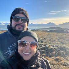 Nos emociona anunciar que a partir del 19 de Mayo estaremos abiertos al  público de martes a viernes de 12:00 md a 9:00 p.m. ¡Los esperamos con  mucha Ilusión! Cupo limitado, distanciamiento