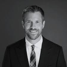 Dean Holst's Instagram, Twitter & Facebook