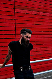 Idéale pour se réinventer quotidiennement, cette coiffure s'adapte à toutes les humeurs et à toutes les envies. 1001 Idees Coupe Homme Degrade Le Style Au Poil