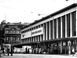 Melbourne Hub Photo Essay Take A Look Back At Everyday Life In Melbourne In The Swinging Heral City Of Adelaide Places In Melbourne Melbourne Australia