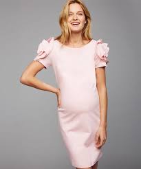 With a variety of tasteful and timeless maternity wedding guest gowns that never go out of style, have fun browsing the best selection of soft subtle shades, bright brilliant hues and flirty floral prints to feature at every wedding venue type. Chic Maternity Wedding Guest Dresses For Every Type Of Affair