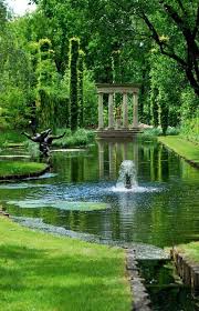 Idee Par Stacy L Sur Backyard Oasis Beaux Jardins Jardin D Eau Jardins Du Monde