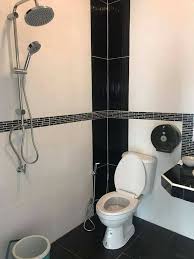 แบบบ านโมเด ร นช นเด ยวราคาประหย ด 3 ห องนอน ในงบประมาณ 830 000 บาท doidea ด ไอเด ยบ าน ห องน ำสม ยใหม ห องน ำโมเด ร น แบบบ านโมเด ร น