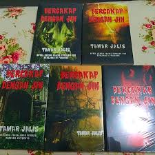 Ada 20 gudang lagu bercakap dengan jin kisah seram terbaru, klik salah satu untuk download lagu mudah dan cepat. Novel Siri Bercakap Dengan Jin Books Stationery On Carousell