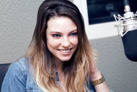 Jessica Hendrick's Instagram, Twitter & Facebook