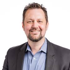 My quick thinking has helped me sell quite a few cars🤣 I wasn't always a  great speaker and quick thinking but since I record myself talking everyday  and post it I have