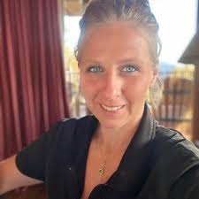 Essence Of Massage LLC