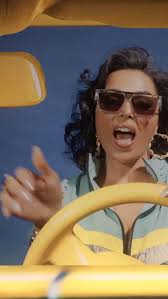 Finalmente e’ online AUDI Q3 il mio nuovo singolo 🎶 , Una donna alla  ribalta che si riprende da una difficoltà, e si impegna a superare i suoi  limiti e a raggiungere obiettivi che prima le sembravano ...