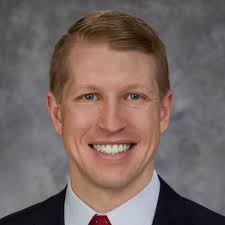 I'm happy to share that I'm starting a new position as Director, Data and  Analytics at J.D. Power! 2021 was full of challenges and opportunities. I'm  thankful for my teammates and clients