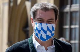 Sie halten unter anderem aerosole ab, ebenso wie staub und rauch. Lokalpatriotische Masken Gegen Coronavirus Woher Hat Markus Soder Seinen Weiss Blauen Mundschutz Panorama Stuttgarter Nachrichten