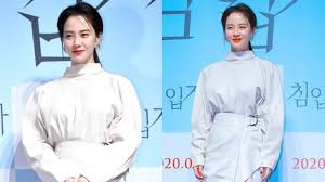 Wishing stairs and went on to star in many popular films and television dramas. Here S What Song Ji Hyo Wore During The The Intruder Press Conference Inkistyle