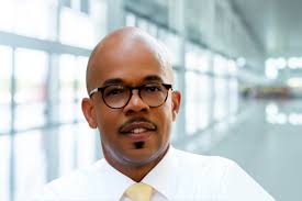 UNC System selects 2023 Faculty Fellows―including FPG Faculty Fellow Nigel  Pierce