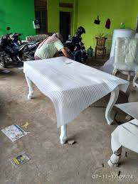 Pin Di Kursi Makan Minimalis Terbaru