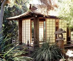 Hobby Gartner Konnen Sogar Das Gartenhaus Im Japanischen Stil Bauen Japanischer Garten Japanischer Garten Anlegen Gartengestaltung