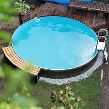Hochwertiges Rundbecken Mit Feuerverzinkter Stahlwand Aluminium Kombi Handlauf Hellblauer Folie Und Bodenschi In 2020 Backyard Pool Designs Swimming Pools Pool Patio