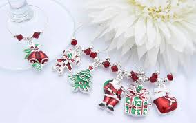 Decorate your menus with christmas imagery, highlight specific items of food and drink that are only available during the festive season, and list offers your customers can take no christmas decorations are complete without a tree, and the decorations in your pub are no exception. Handmade Christmas Card Kits Uk Ucap Natal