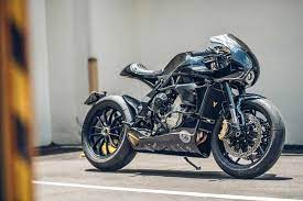 One Hand Made Mv Agusta Brutale Return Of The Cafe Racers Mv Agusta Brutale Vintage Cafe Racer Cafe Racer
