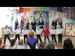 танец мам с сыновьями на выпускном в детском саду Tanec Mam Youtube Tanec Doshkolnoe Vospitanie Detskij Sad