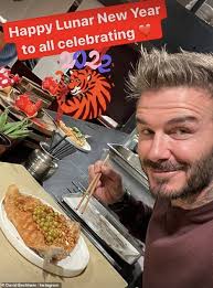 David Beckham than thở vì muốn trổ tài nấu nướng cho vợ mà không có đất  'dụng võ'