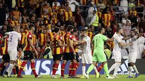 حسين الشحات مع نادي العين الاماراتي حتي الان hd #تشكيلة الترجي أمام العين الإماراتي شاهد ماذا قال ابوتريكة لــ حسين الشحات بعد استفزازه لاعبي الترجي في مباراة العين والترجي الكوره مع عفيفي. Ø§Ù„Ù…ØµØ±ÙŠ Ø§Ù„Ø´Ø­Ø§Øª ÙŠØ«ÙŠØ± Ø­ÙÙŠØ¸Ø© Ù„Ø§Ø¹Ø¨ÙŠ Ø§Ù„ØªØ±Ø¬ÙŠ Ø¨Ø¥Ø´Ø§Ø±Ø© Ù…Ø³ØªÙØ²Ø© ÙÙŠØ¯ÙŠÙˆ Rt Arabic