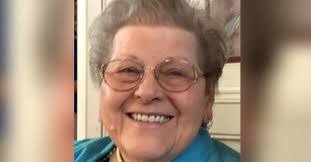 Joanne Prettyman's Instagram, Twitter & Facebook