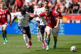 Perbedaan mungkin hanya terjadi di sisi fullback kiri, di mana yang awalnya diisi oleh lucas hernandez kini justru. Ptr1cblcllfuqm