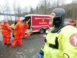 Firefighters train for ice rescue
