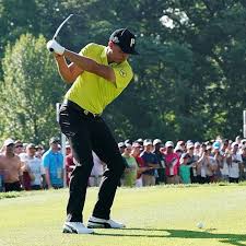 Rickie Fowler Posts A Five Under Par 65 To Take An Early Two Stroke Lead At The Uspga Could This Be The Week Golf Tips For Beginners Golf Tips Golf Iron Sets