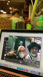 Dann really amaizing bangett ya allah ciptaanmuuu :') asli kita berdua seneng banget kesana pertama kali dan pertama nyampek kita disambut sama monyet monyet yang lucu lucu gemesin gitu wkwk tapi sayangnya doi ga mau diajak fotbar sama mereka wkwk, padahal gue cukup gak excited juga sih hehehe :d setelah sampek dahhh manteppp bangett air. 140 Ide Fotbar Rp Di 2021 Foto Teman Fotografi Teman Fotografi