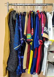 便利】歴代ユニフォームが100均アイテムで劇的収納 - いっぱんだんせい。