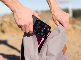 Light Starts Shipping The L16 Its 16 Camera Pocket Dslr Challenger Techcrunch